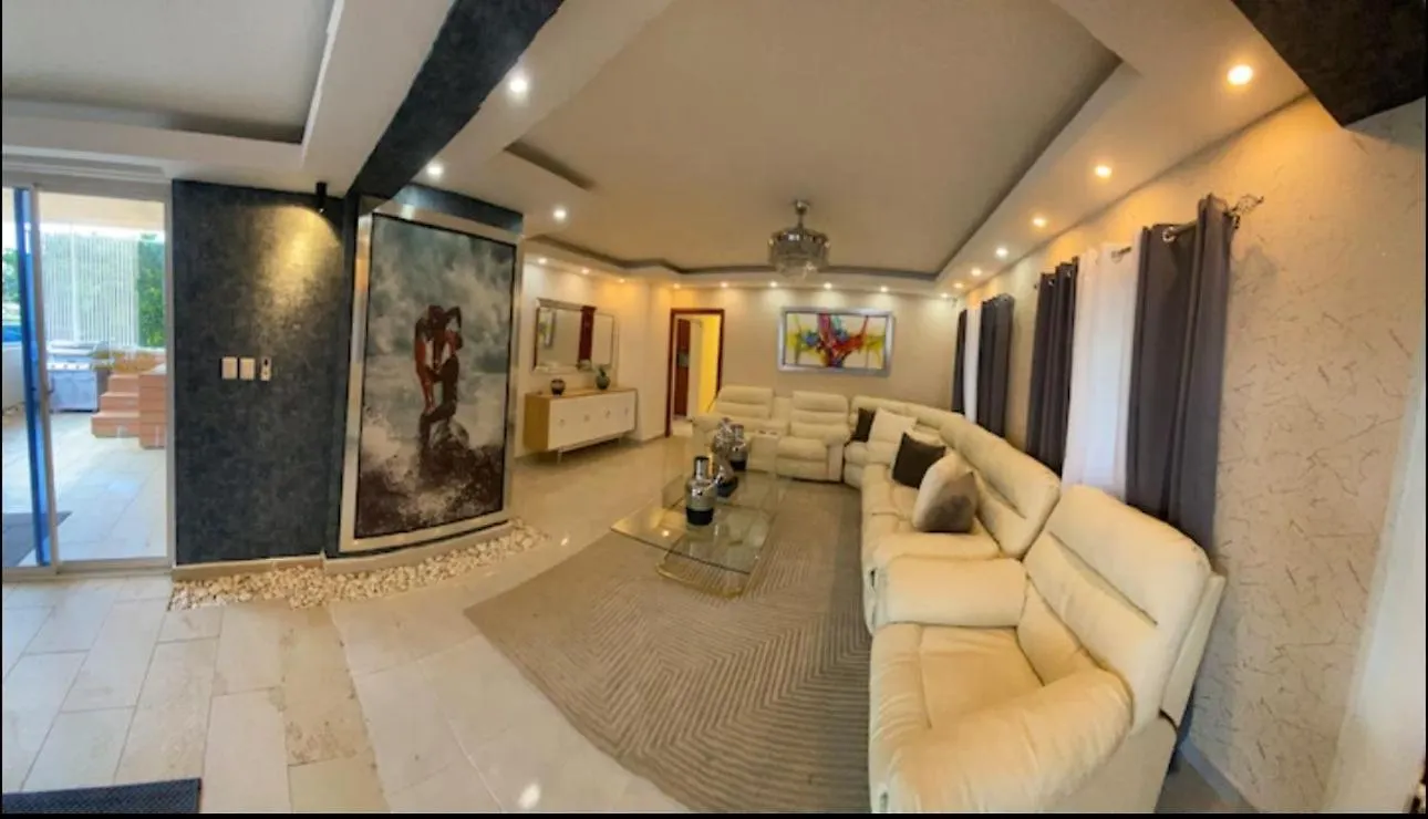 Espectacular Apartamento En Santo Domingo Este 0*,