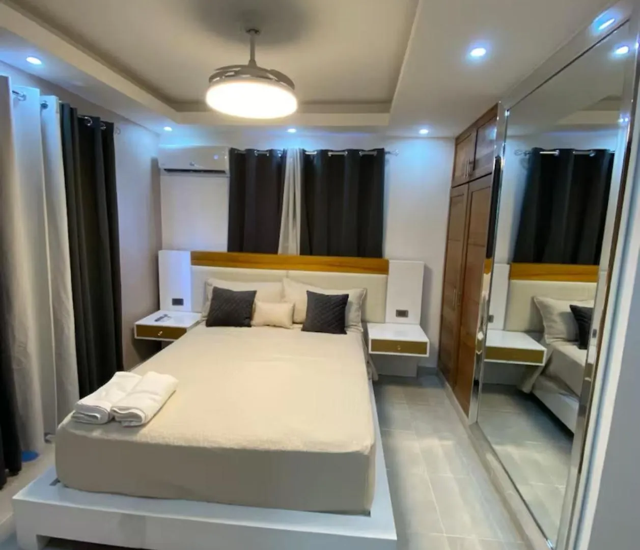 Espectacular Apartamento En Santo Domingo Este Apartment